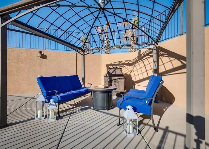 Holiday home Havacabana Pool Games View Garage